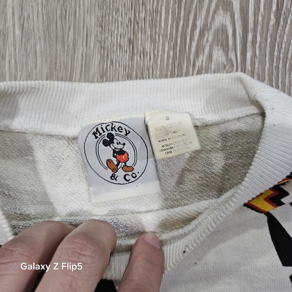 Vintage 90’s Mickey Mouse All Over Print Sweatshirt Crewneck Mickey Mouse Disney - Picture 4 of 7